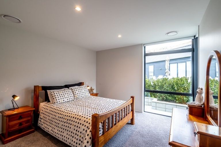 Photo of property in 4 Eden Close, Wanaka, 9305