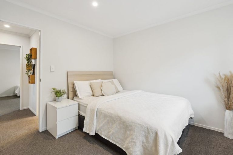 Photo of property in 72 Totara Meadows Court, Wiri, Auckland, 2104