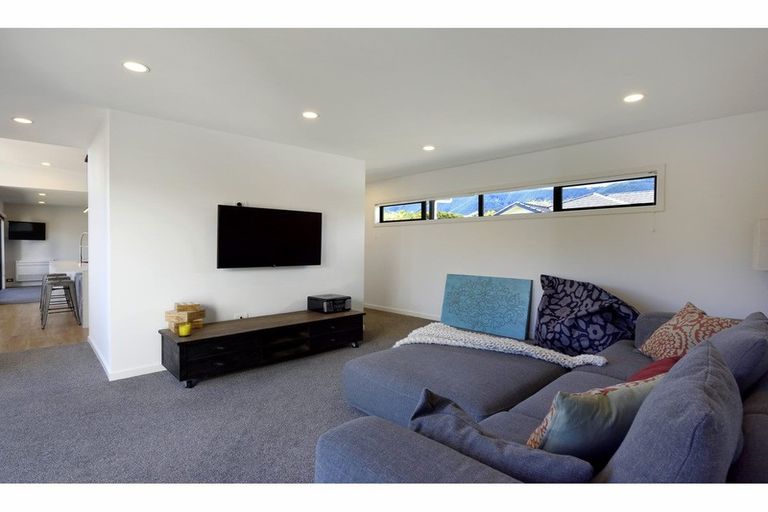 Photo of property in 2 Childs Way, Richmond, 7020