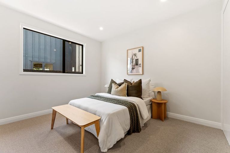 Photo of property in 67a Sandpiper Avenue, Point Wells, 0986
