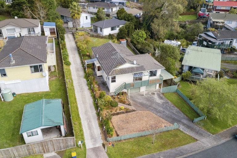 Photo of property in 43 Gallony Avenue, Massey, Auckland, 0614