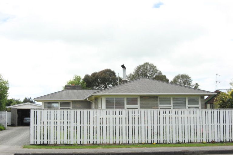 Photo of property in 4 White Street, Rangiora, 7400