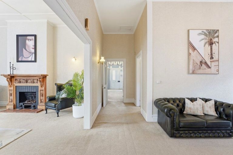 Photo of property in 80 Great North Road, Saint Johns Hill, Whanganui, 4500