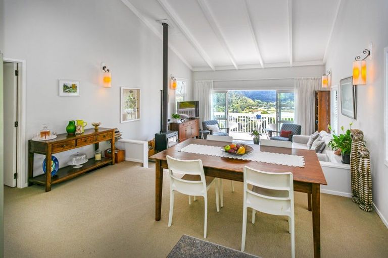 Photo of property in 9 Hillside Lane, Tairua, 3508