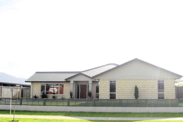 Photo of property in 34 Wentworth Drive, Rototuna North, Hamilton, 3210