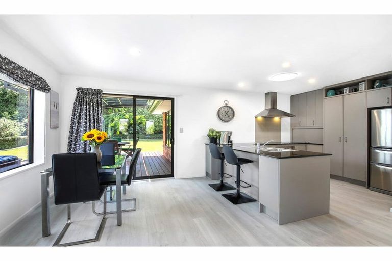 Photo of property in 44 Acacia Avenue, Rangiora, 7400