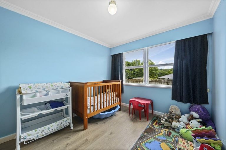 Photo of property in 34 Kaitawa Crescent, Paraparaumu, 5032