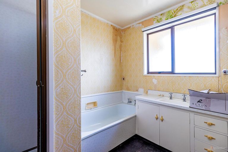 Photo of property in 5a Innes Street, Waimate, 7924