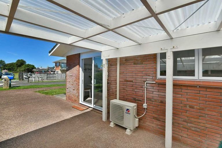 Photo of property in 1/70 Florence Avenue, Orewa, 0931