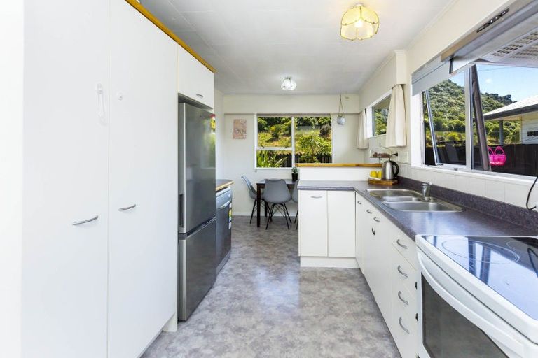 Photo of property in 23 Indiana Grove, Totara Park, Upper Hutt, 5018