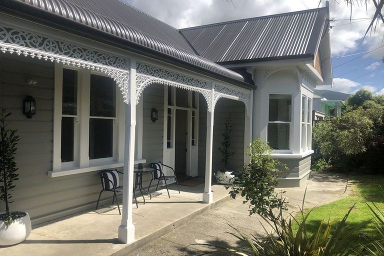 Photo of property in 175 Gladstone Road, Dalmore, Dunedin, 9010