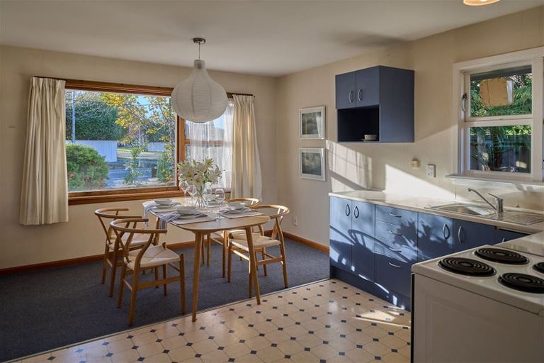 Photo of property in 104a Blighs Road, Strowan, Christchurch, 8052