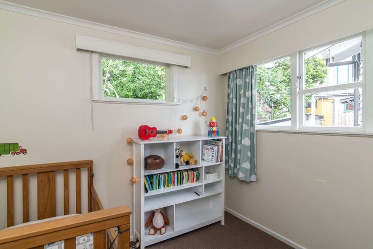 Photo of property in 170 The Esplanade, Island Bay, Wellington, 6023