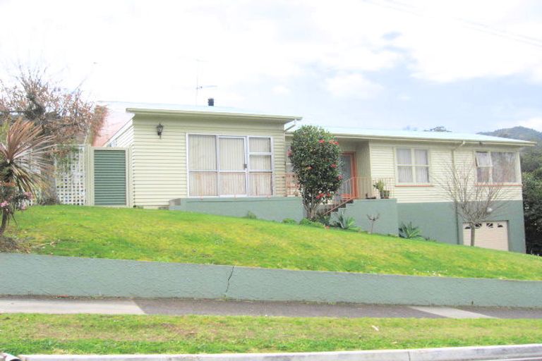 Photo of property in 152 Brunton Crescent, Thames, 3500