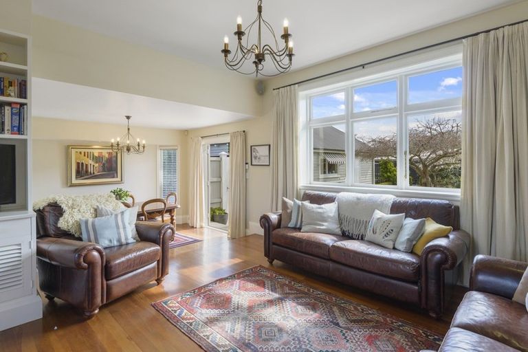 Photo of property in 39 Glandovey Road, Fendalton, Christchurch, 8052