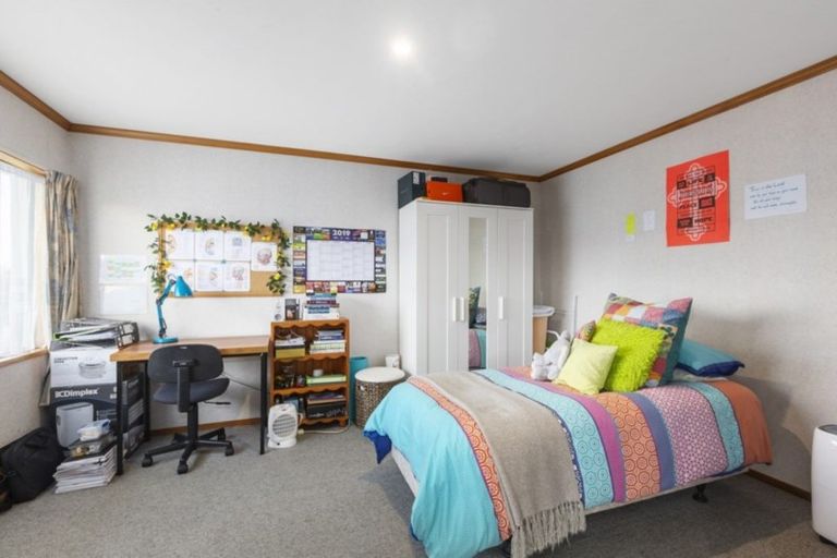 Photo of property in 152 Queen Street, North Dunedin, Dunedin, 9016