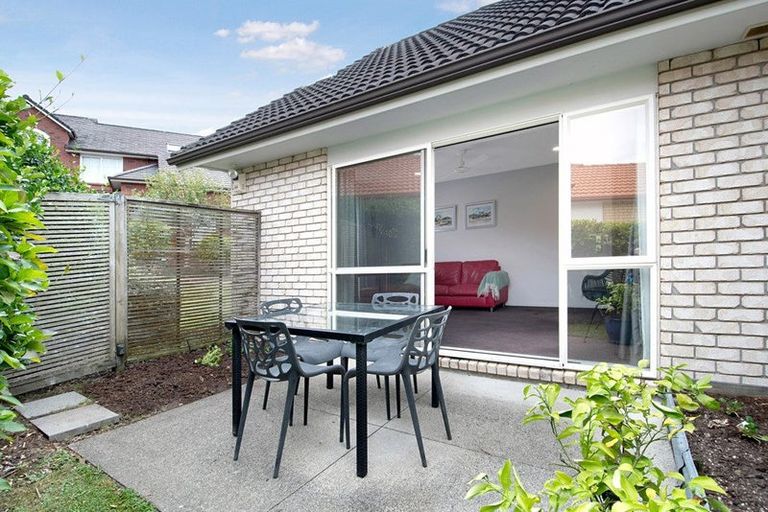 Photo of property in 21 Hendrika Court, Hobsonville, Auckland, 0618