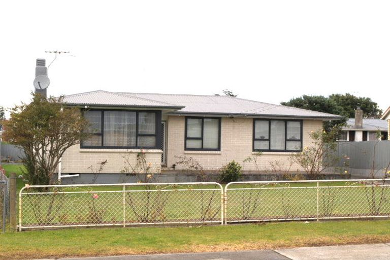 Photo of property in 12 Wakelin Road, Mangere East, Auckland, 2024