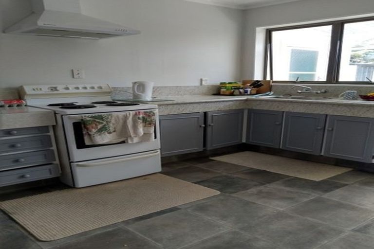 Photo of property in 12a Columba Place, Matua, Tauranga, 3110