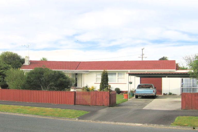 Photo of property in 1 English Street, St Andrews, Hamilton, 3200