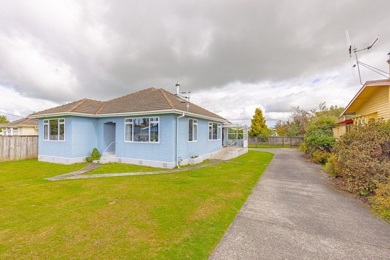 Photo of property in 11 Humphrey Street, Marton, 4710