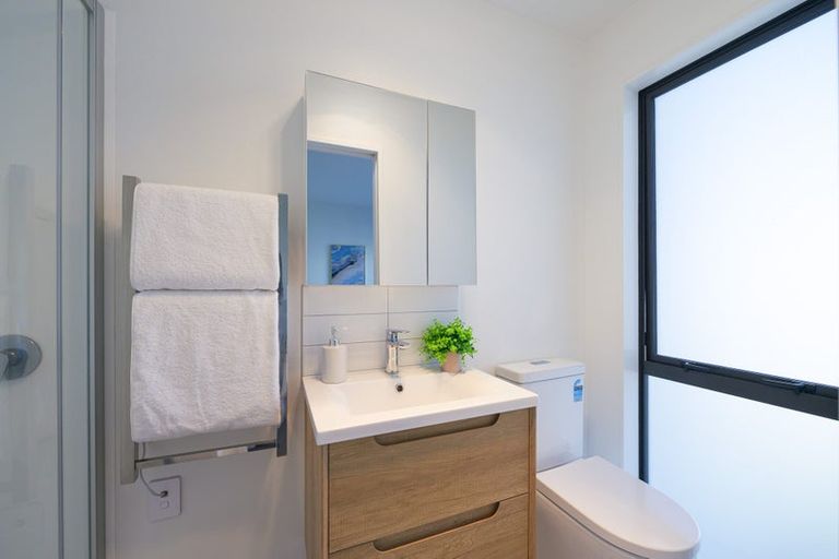 Photo of property in 15 Falcon Crescent, Hobsonville, Auckland, 0618