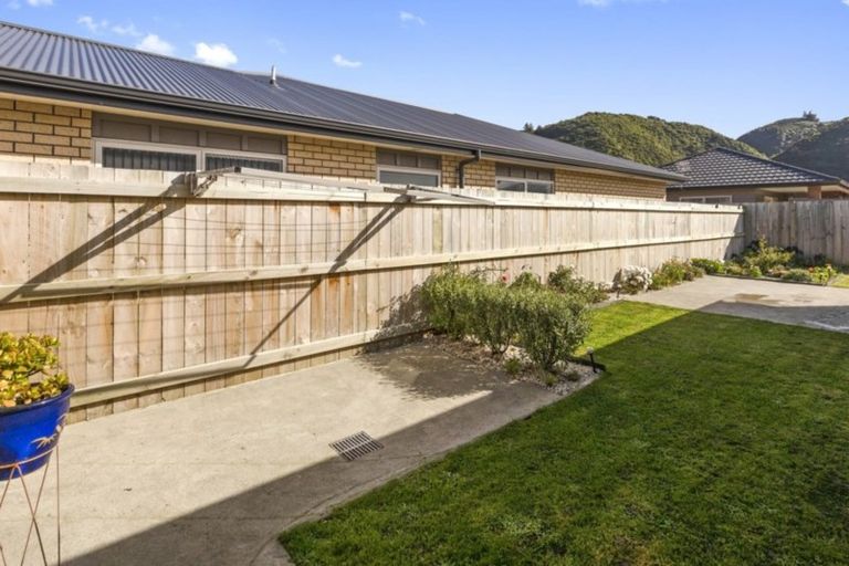 Photo of property in 88 Farmer Crescent, Taita, Lower Hutt, 5011