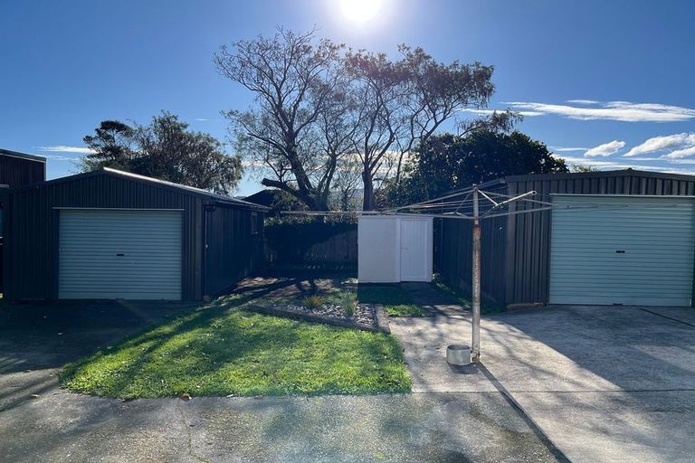 Photo of property in 92 Wilkie Crescent, Naenae, Lower Hutt, 5011