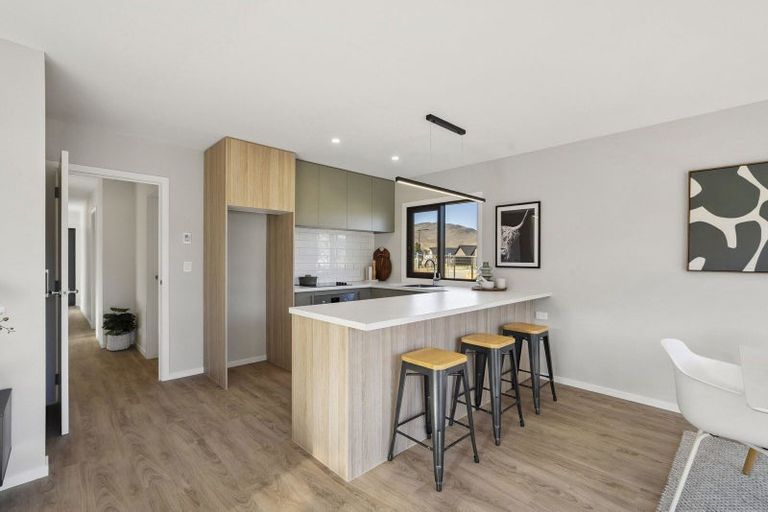 Photo of property in 1 Booth Drive, Cromwell, 9310