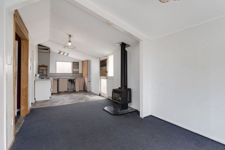 Photo of property in 2 Rupini Street, Otaki Beach, Otaki, 5512