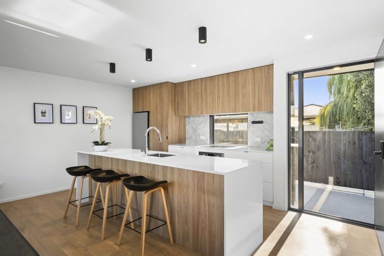 Photo of property in 261c Edgeware Road, Edgeware, Christchurch, 8013