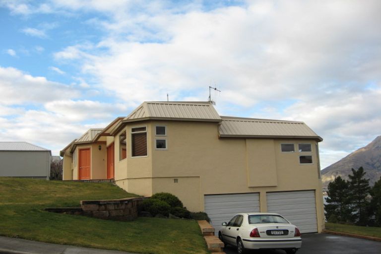 Photo of property in 1 Sunrise Lane, Queenstown, 9300