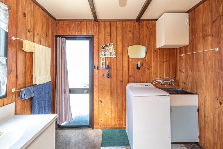 Photo of property in 22 Okiwa Terrace, Waiinu Beach, Wanganui, 4588