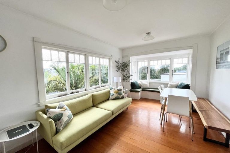 Photo of property in 2/24 West End Road, Herne Bay, Auckland, 1022