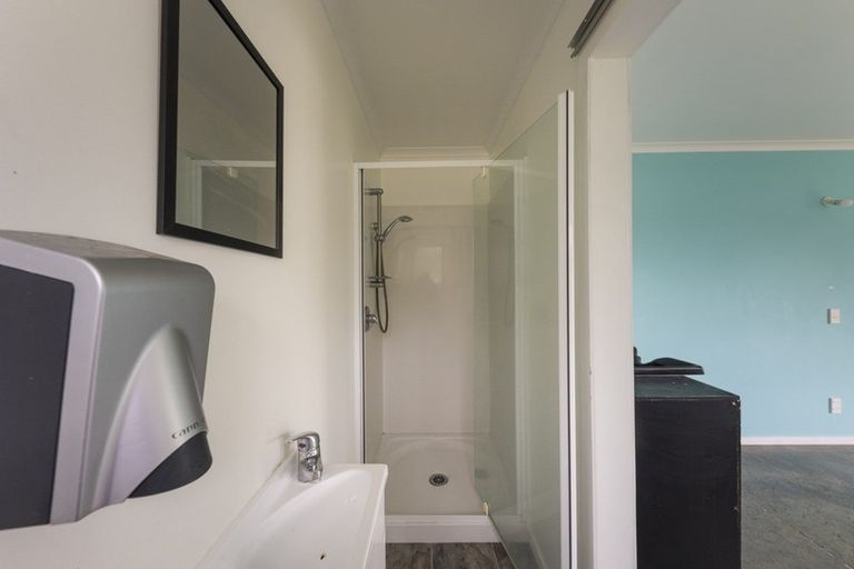 Photo of property in 111 Apollo Parade, Milson, Palmerston North, 4414