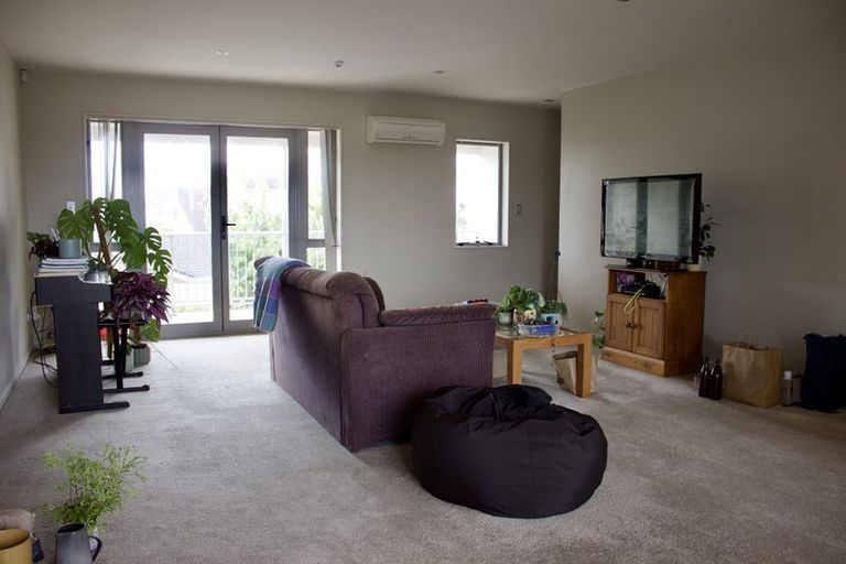 Photo of property in The Rise, 8/11 Hatfield Place, Albany Heights, Auckland, 0632