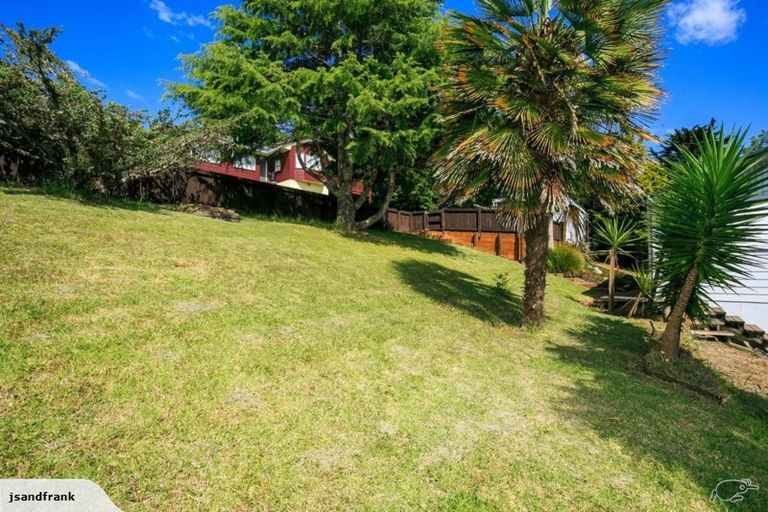 Photo of property in 51 Manuka Road, Bayview, Auckland, 0629