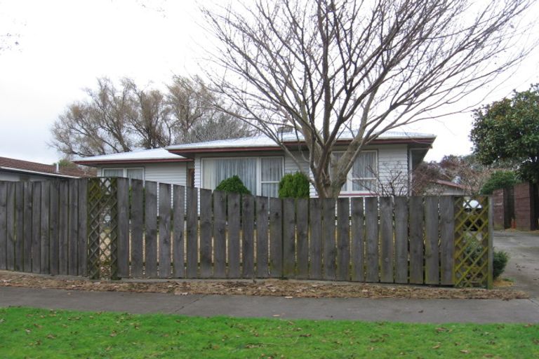 Photo of property in 19 Acacia Street, Kelvin Grove, Palmerston North, 4414