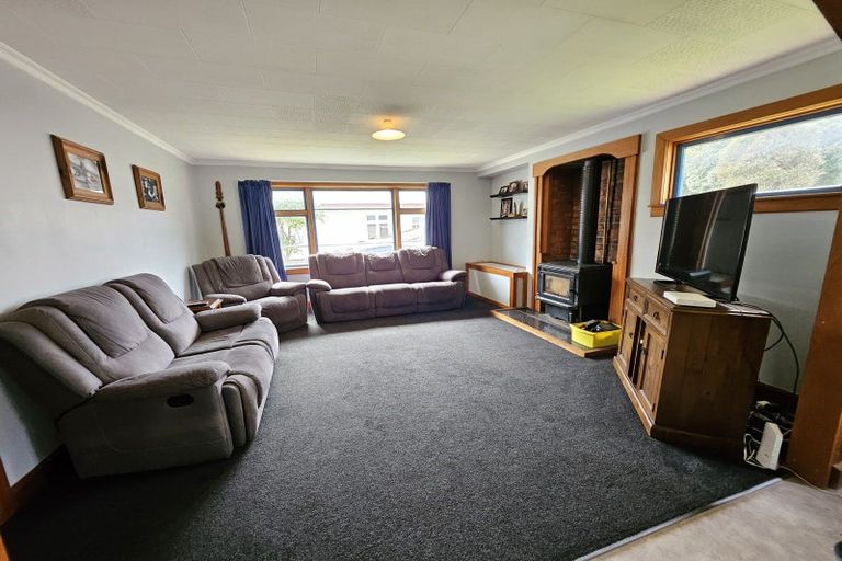 Photo of property in 15 Byron Street, Greymouth, 7805