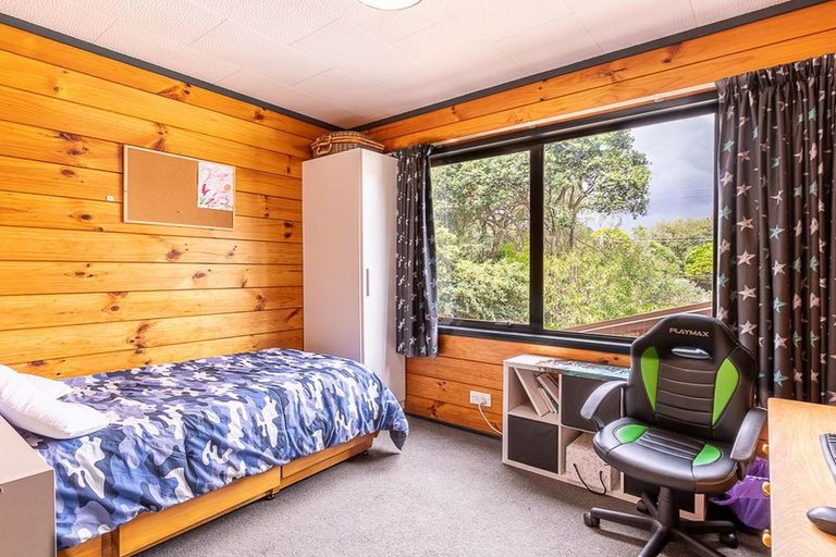 Photo of property in 27 Puriri Road, Waikanae, 5036