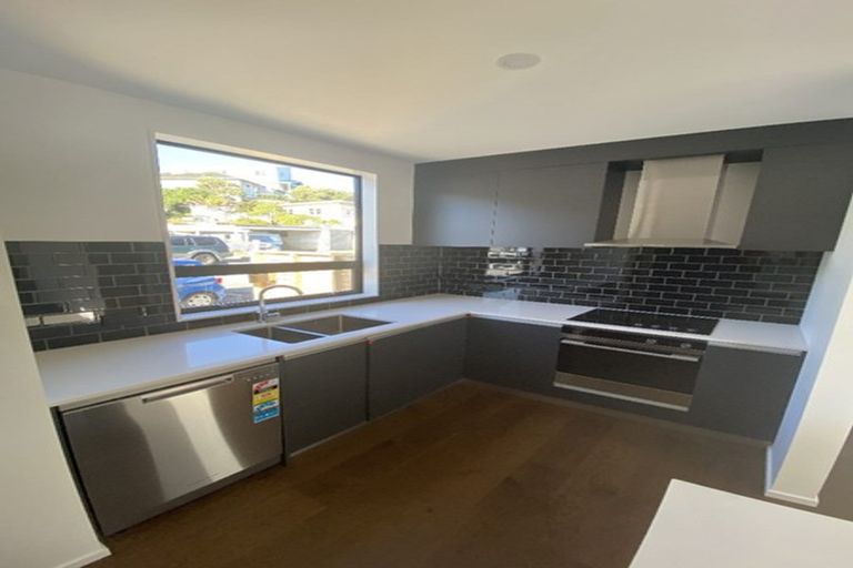 Photo of property in 2b Mamari Street, Rongotai, Wellington, 6022