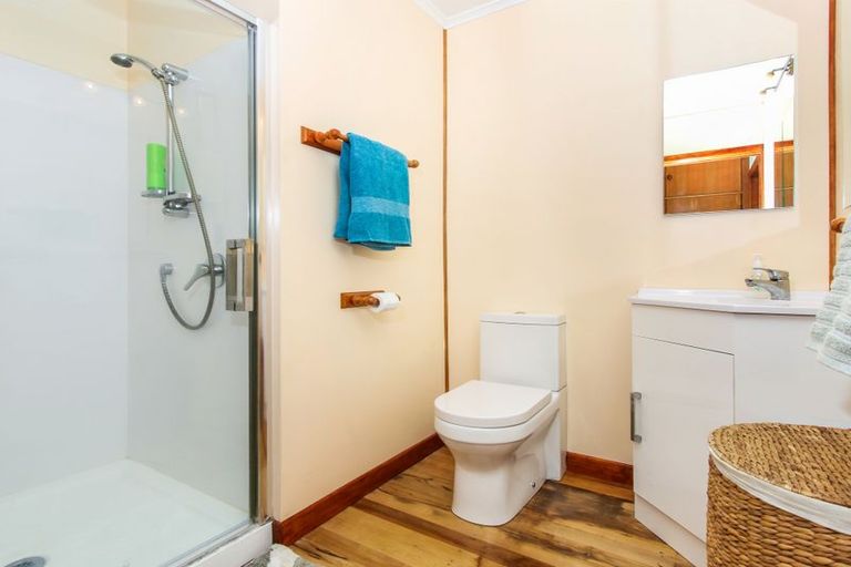 Photo of property in 805 Te Atatu Road, Te Atatu Peninsula, Auckland, 0610