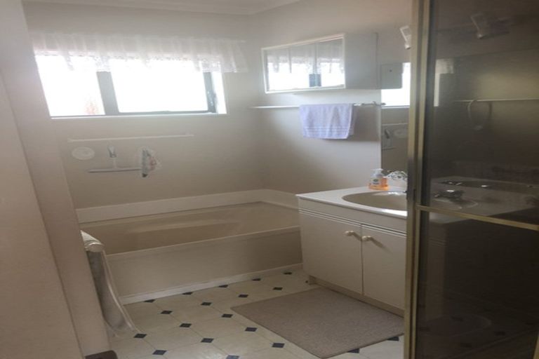 Photo of property in 5b Pomare Street, Ngaio, Wellington, 6035