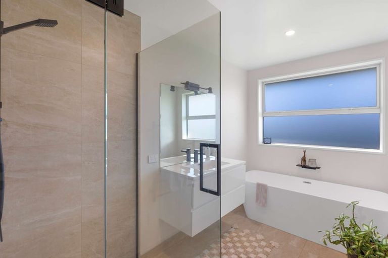 Photo of property in 49 Fairbairn Road, Rolleston, 7614