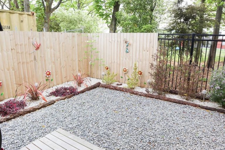 Photo of property in 1/22 Grove Road, Addington, Christchurch, 8024