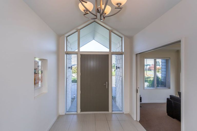 Photo of property in 32 Wilfield Drive, West Melton, 7618