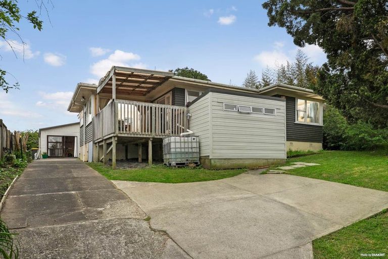 Photo of property in 21 Kelkirk Street, Kelston, Auckland, 0602