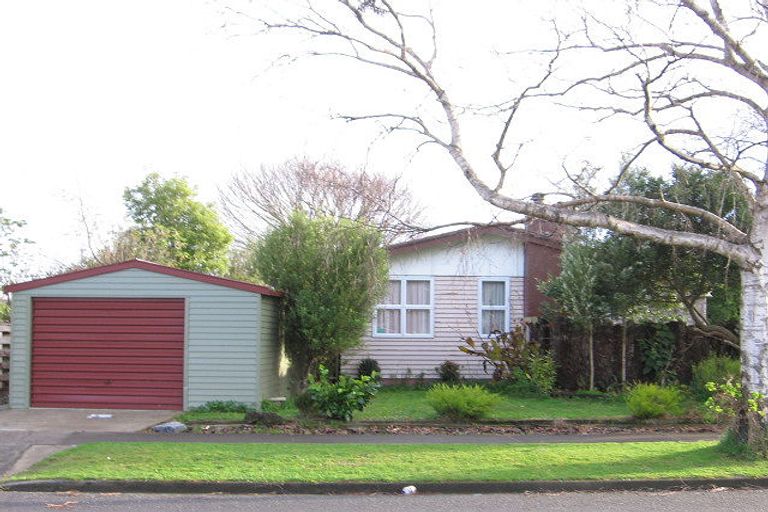 Photo of property in 56 Ruamahanga Crescent, Terrace End, Palmerston North, 4410