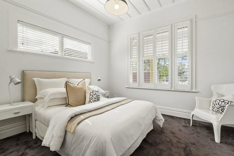 Photo of property in 154 Hinemoa Street, Birkenhead, Auckland, 0626