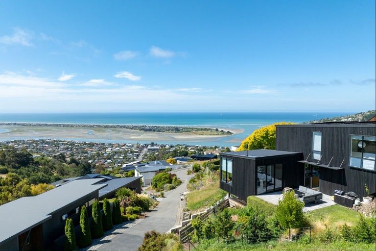 Photo of property in 1b Francis James Lane, Redcliffs, Christchurch, 8081
